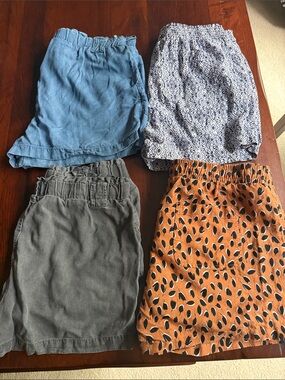 Women’s linen shorts